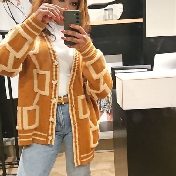 La Miel Reina Cardigan - Picture 3 of 4